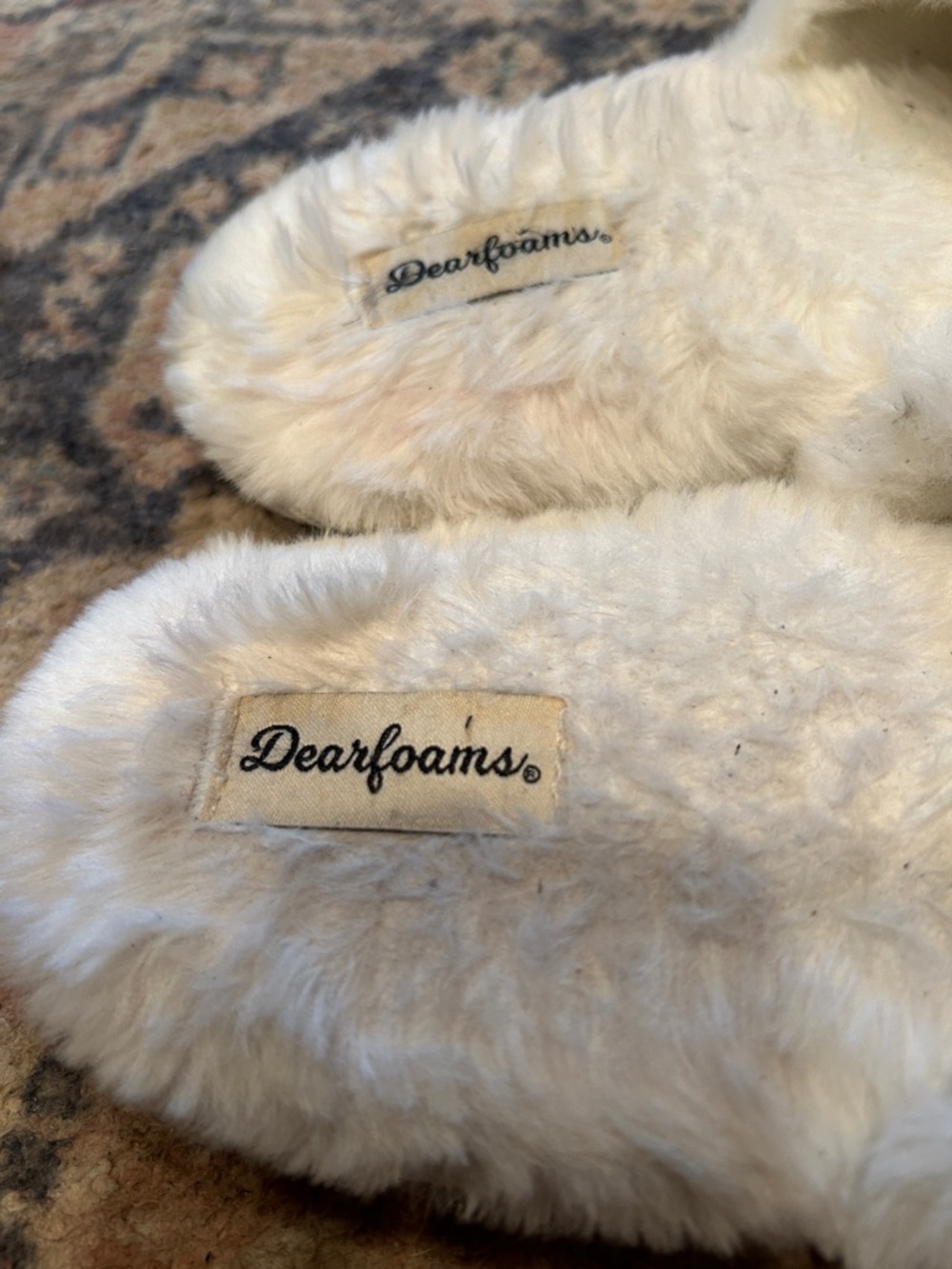 Dearfoams White Furry "I DO" Slippers with Gold Accent - Picture 4 of 9